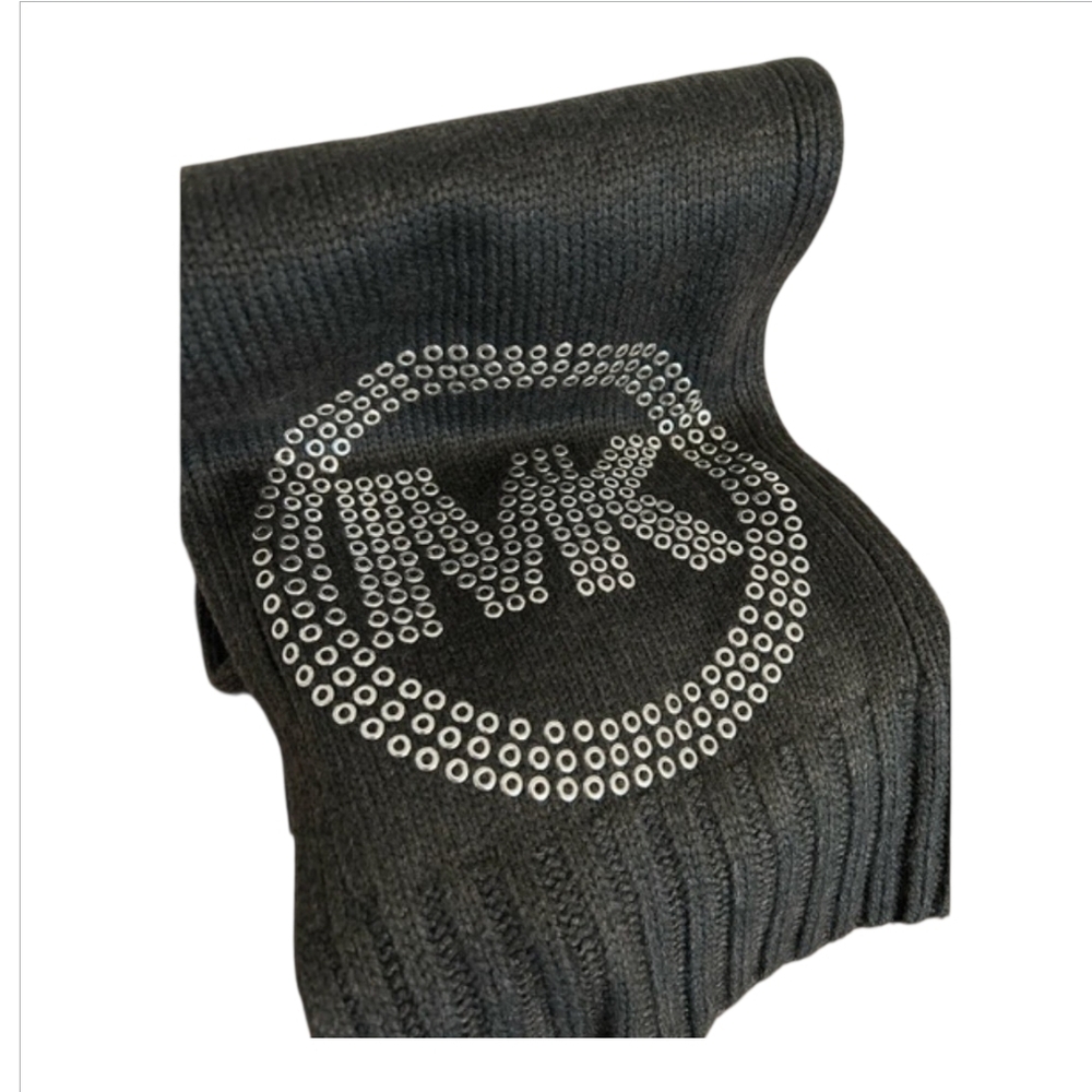 Michael Kors Charcoal Knit Scarf With Silver Studded Logo NEW - Picture 3 of 6